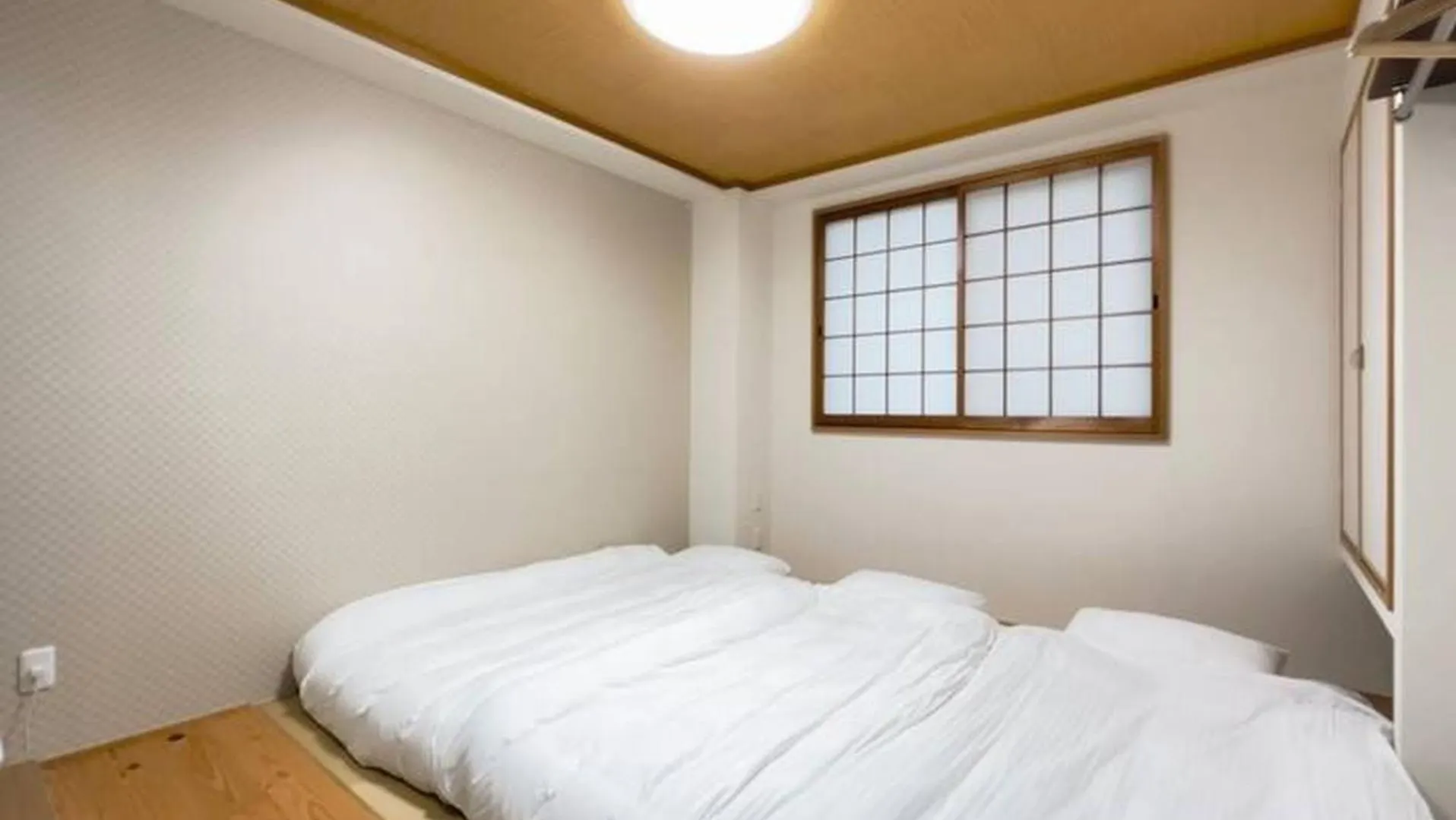 Kyoto Jujo Tatami Apartment
